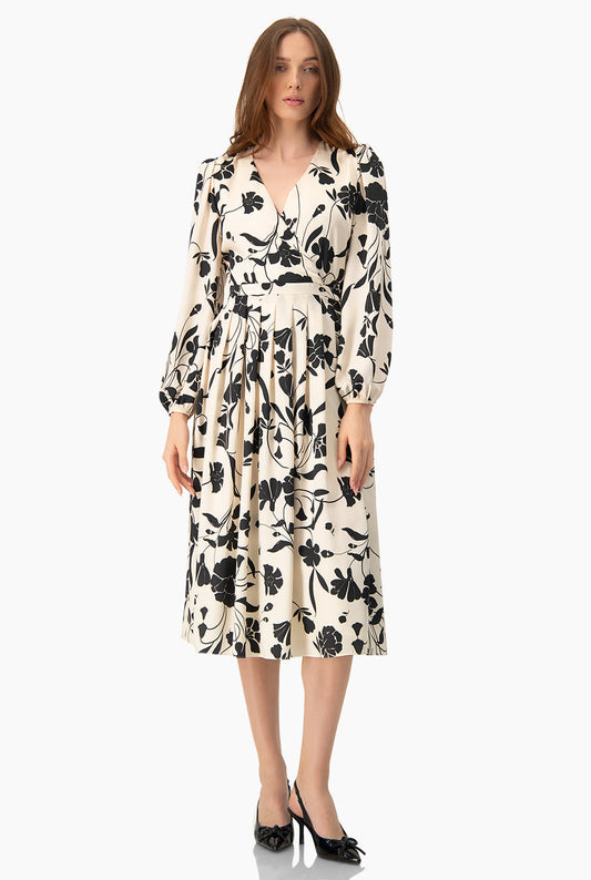 Vestido midi negro con estampado floral y escote en V